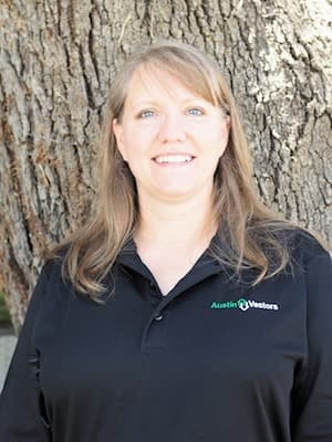 Kira Davis, Property Manager